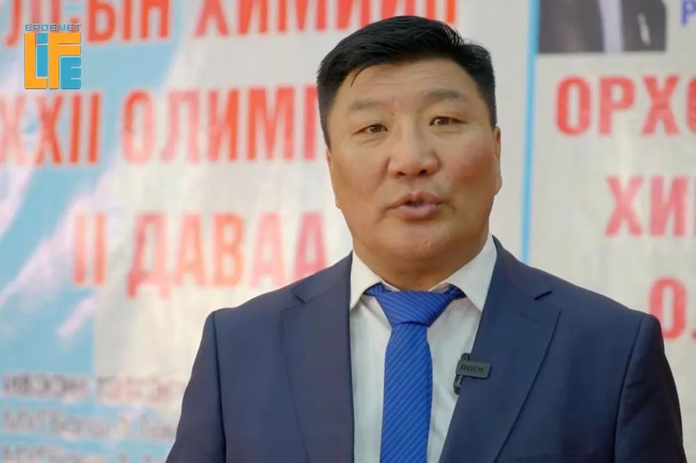 “Орхон аймгийн Химичдийн холбоо”-ны тэргүүн Р.УЛААНХҮҮ: Химийн салбартаа манлайлж, нийгэмд таниулж, үр шимийг нь Монгол улсын хөгжилд хувь нэмэр оруулахыг зорьж байна