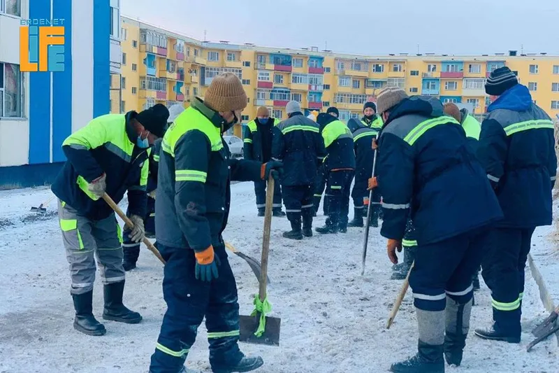 Хот тохижуулах газрын ажилчдын цалин энэ сараас эхлэн 40 хувиар нэмэгдэж байна
