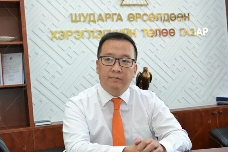 Б.Бат-Эрдэнэ: Хэрэглэгчийн гомдлыг фэйсбүүк, твиттерээр авдаг болгоно