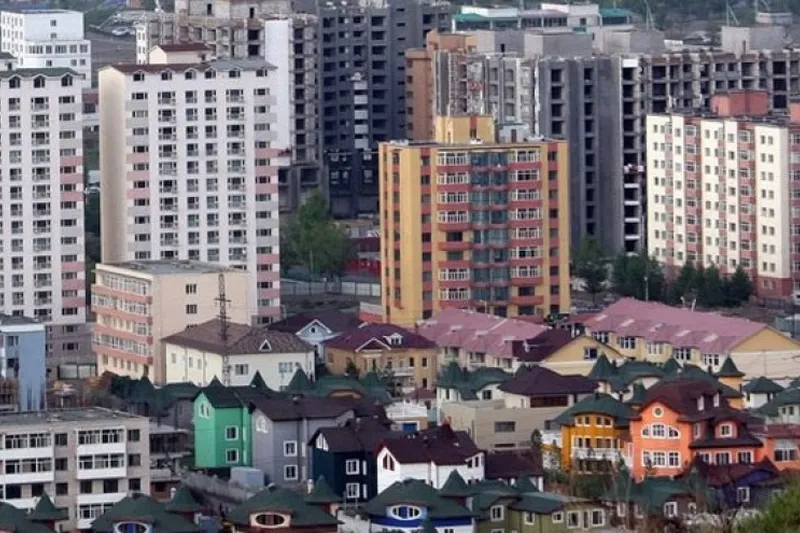 Хотын дарга: Хотын төвд зургаан давхраас дээш өндөр барилга бариулахгүй