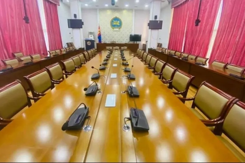 Дарга л мэддэг болохоос дараад өнгөрчихдөг тогтоол шийдвэрүүдэд хяналт, хариуцлага, сэтгэл дутаж байна