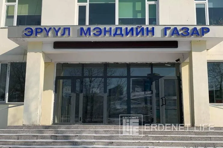 Орхон аймаг: Нийгмийн эрүүл мэндийн төвийн мэргэжилтэнгүүд хөл хорио тогтоосон онцгой үед ажлын байрандаа "АРХИДАН" согтуурсан уу?
